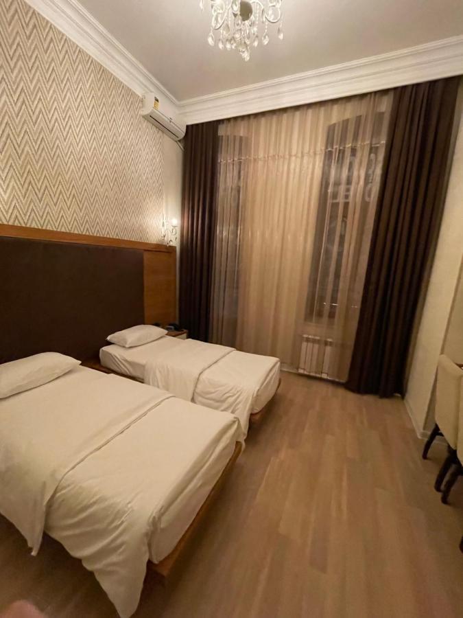 Solo Hotel On Nizami Street Баку Екстер'єр фото