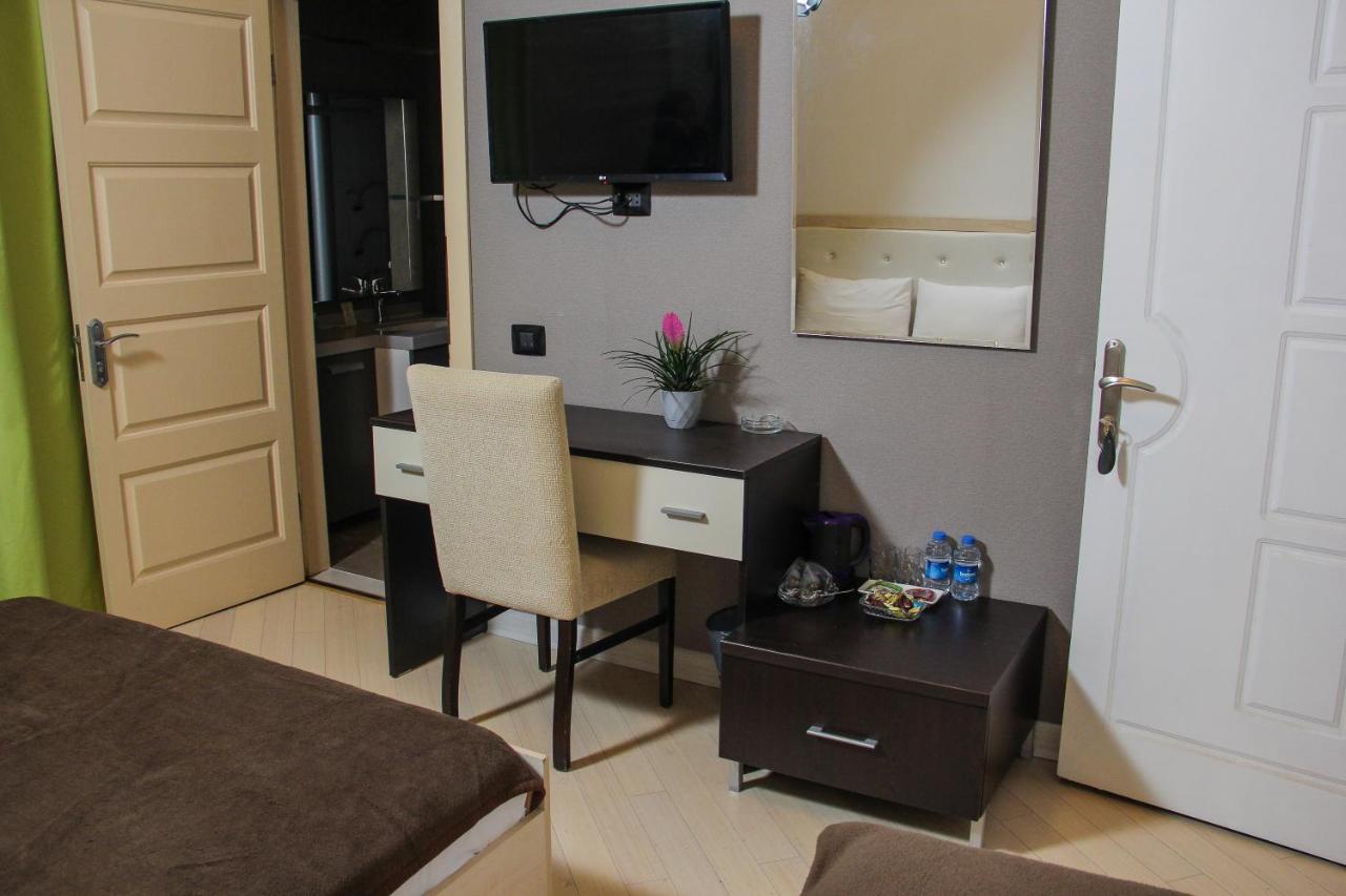 Solo Hotel On Nizami Street Баку Екстер'єр фото