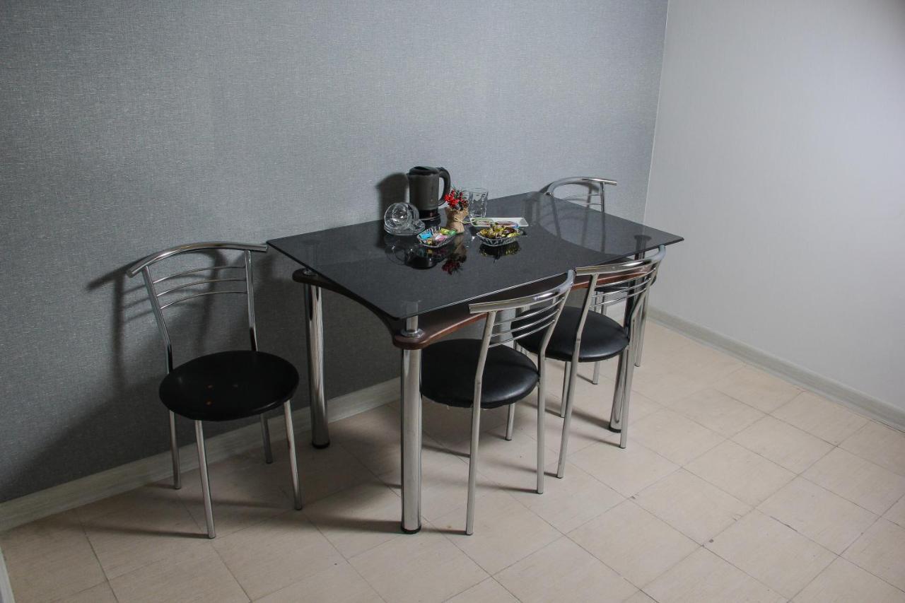 Solo Hotel On Nizami Street Баку Екстер'єр фото