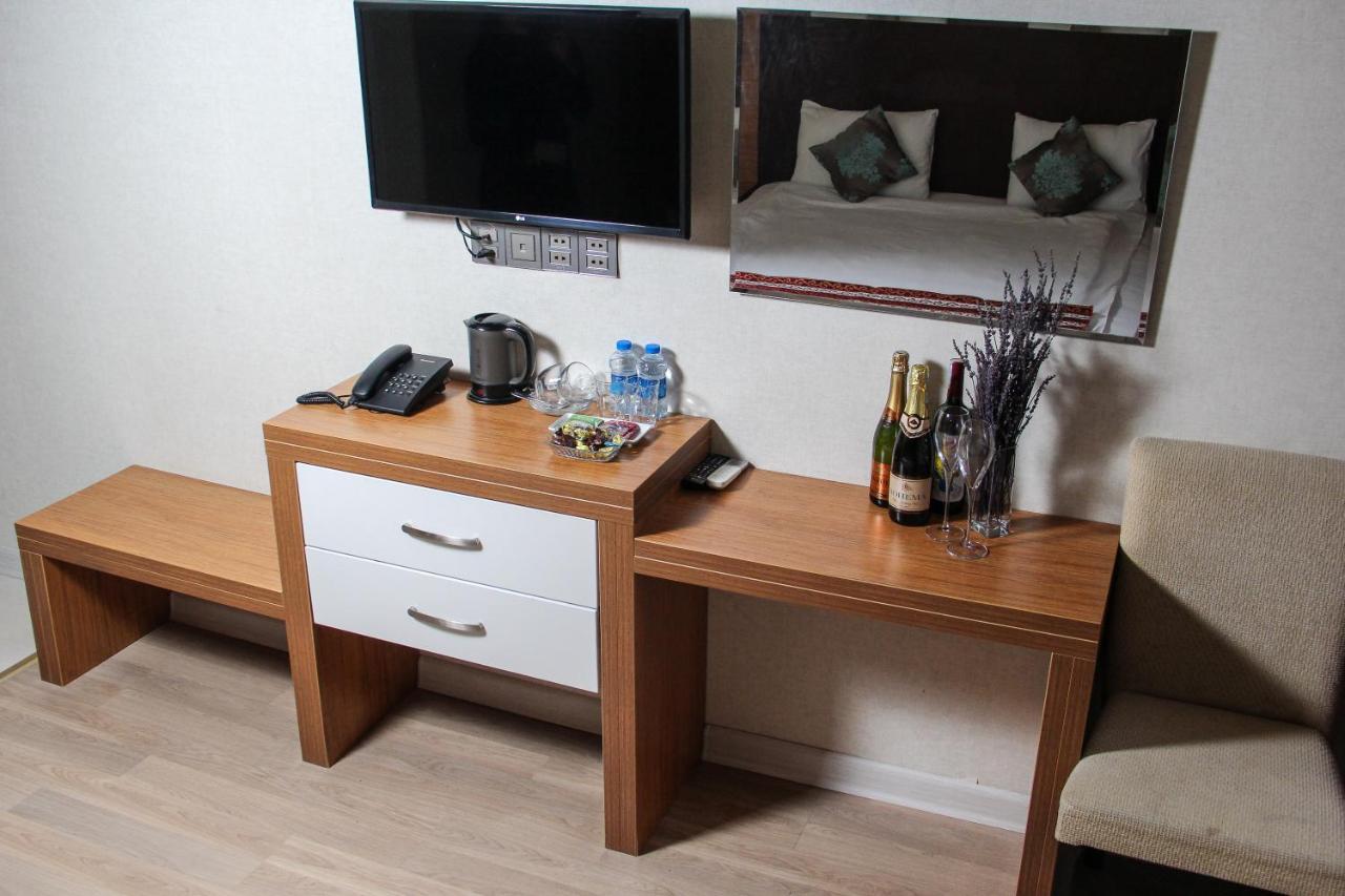 Solo Hotel On Nizami Street Баку Екстер'єр фото